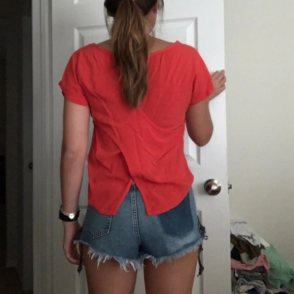 Top - Picture 2 of 5